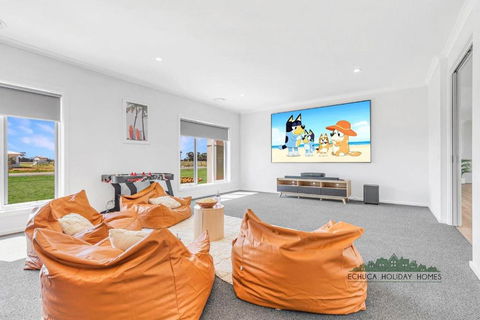 Riverside Meadows - Dalby Accommodation 1