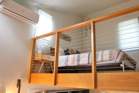 Sand Dweller Holiday Villa Point Lookout - Dalby Accommodation 3