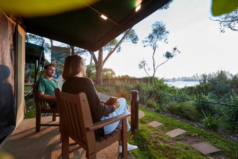 Roar And Snore - Dalby Accommodation 3