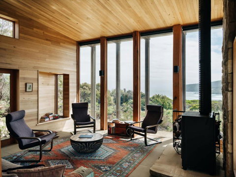 Roaring Beach House - Dalby Accommodation 1