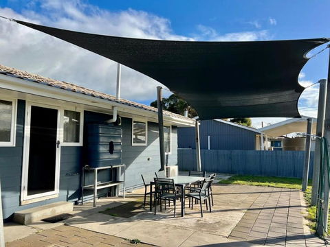 Robey - Robe - Dalby Accommodation 0