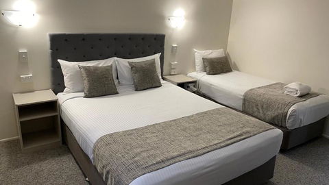 Rocky Gardens Motor Inn Rockhampton - Dalby Accommodation 2