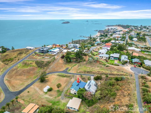 Rocky Retreat At Emu Park - Dalby Accommodation 2