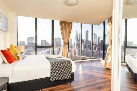 Rome Sky Villa - Dalby Accommodation 1