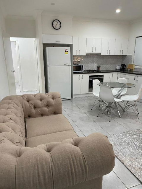 Rosehill Guest House - Dalby Accommodation 0