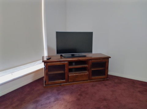 Ross - Dalby Accommodation 2