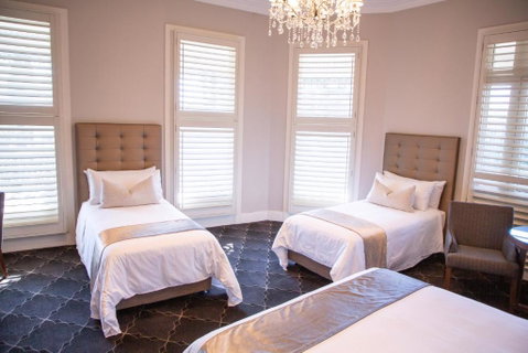 Royal Hotel Randwick - Dalby Accommodation 1
