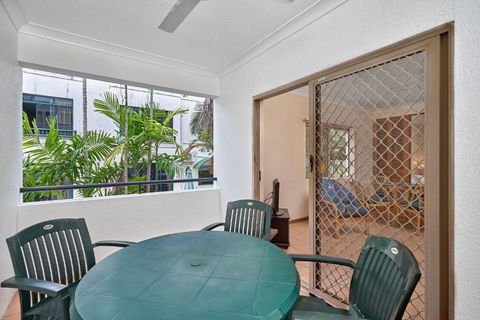 Royal Palm Villas - Dalby Accommodation 3