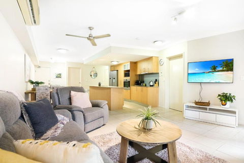 Royal Pavillions City Escape - Dalby Accommodation 2