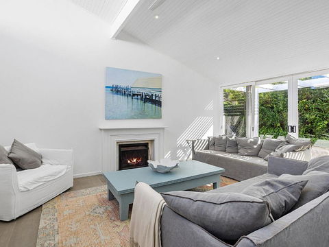 Sail Away Portsea Classic - Dalby Accommodation 2