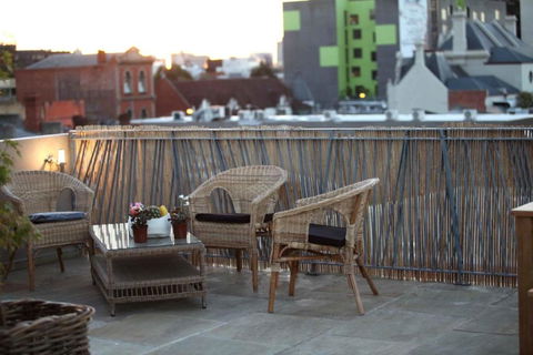 Saint George - The Townhouse - Dalby Accommodation 1