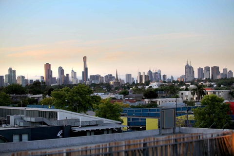 Saint George - The Townhouse - Dalby Accommodation 0