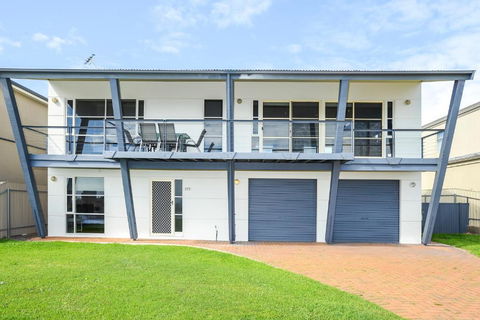 Salt - Aldinga Beach - C21 SouthCoast Holidays - Dalby Accommodation 0