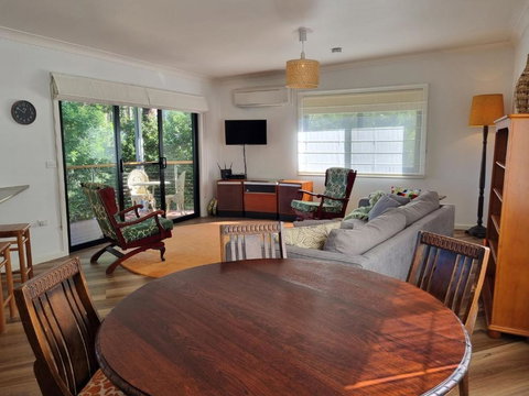 Salty Dog - Dalby Accommodation 2