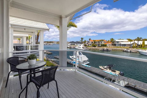 Salty Views - Dalby Accommodation 2