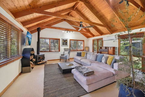 Samsara Blue Mountains - Dalby Accommodation 2