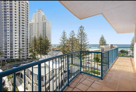 San Mateo On Broadbeach - Dalby Accommodation 3