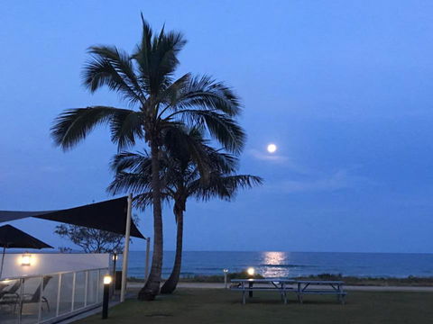 San Simeon Beachfront Apartments Tugun - Dalby Accommodation 2