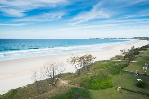San Simeon Beachfront Apartments Tugun - Dalby Accommodation 0