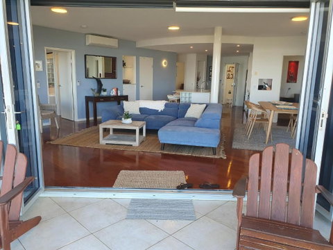 Sanbah-Surf, Views, Beach - Dalby Accommodation 1