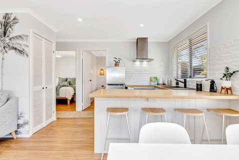 Sanbis Cabin - Hidden Boutique Retreat, Sea Views - Dalby Accommodation 3