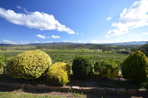 Sancerre Estate - Dalby Accommodation 1