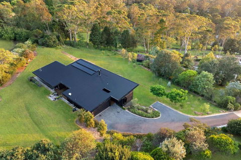 Sanctuaire, Southern Highlands - Dalby Accommodation 3