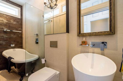 Sanctuary At The Rocks - Dalby Accommodation 3
