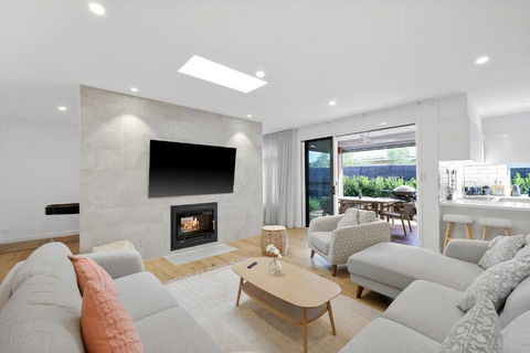 Sanctuary Of Hope By Ready Set Stay - Cowes - Dalby Accommodation 1