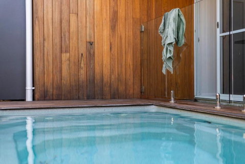Sandhurst - Oceanstays - Dalby Accommodation 2