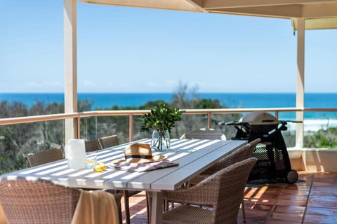 Sandrift Two - Oceanstays - Dalby Accommodation 1