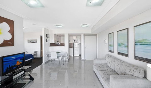 Sandy Cove Apartment The Entrance 48b - Dalby Accommodation 3