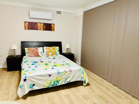 Studio In Turramurra - Dalby Accommodation 3