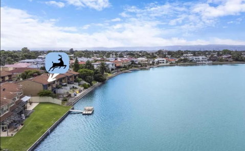 Stunning Lake View Townhouse-Dream Staycation - Dalby Accommodation 0