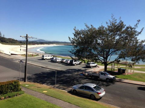 Beachpoint, Unit 101, 28 North Street - Dalby Accommodation 2