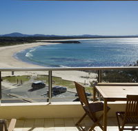 Beachpoint Unit 402 28 North Street - Dalby Accommodation