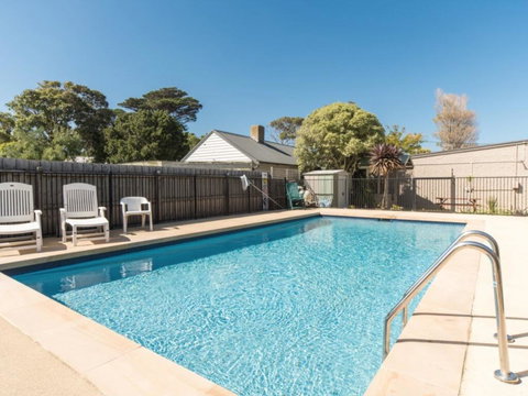 Beachside Apartment - Dalby Accommodation 2