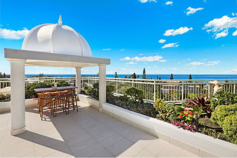 Beachside Resort Kawana Waters - Dalby Accommodation 0