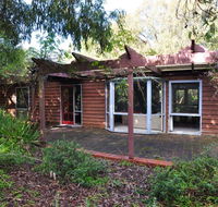 BEECHWOOD - SURF SIDE - Dalby Accommodation