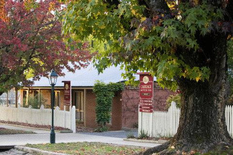 Beechworth Carriage Motor Inn - Dalby Accommodation 0