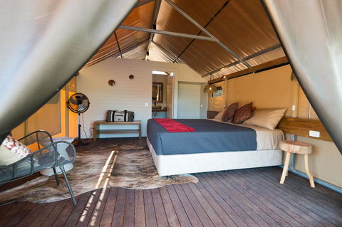 Bell Gorge Wilderness Lodge - Dalby Accommodation 1