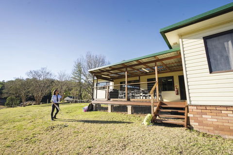 Big Yango House - Dalby Accommodation 1
