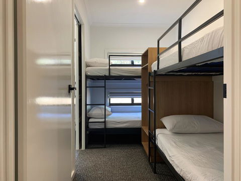 BIG4 Yarra Valley Park Lane Holiday Park - Dalby Accommodation 2