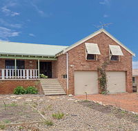 Birubi Beach House' 14 Campbell Avenue - fantastic house and close to the surf beach - Dalby Accommodation