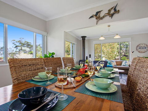 Blue Waters Cottage - 120m To Jervis Bay - Dalby Accommodation 0