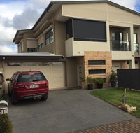 Blue Wren Retreat - Dalby Accommodation