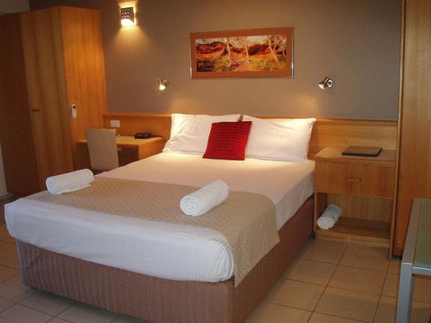 Boat Harbour Studio Apartments And Villas - Dalby Accommodation 0