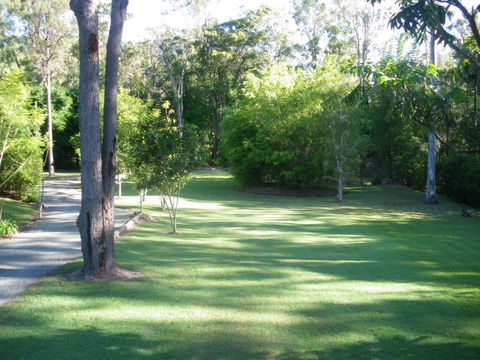 BoBRENE On Tamborine Nude Retreat - Quaint Cottage - Dalby Accommodation 3