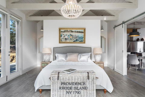 The Peninsula Experience - Dalby Accommodation 2