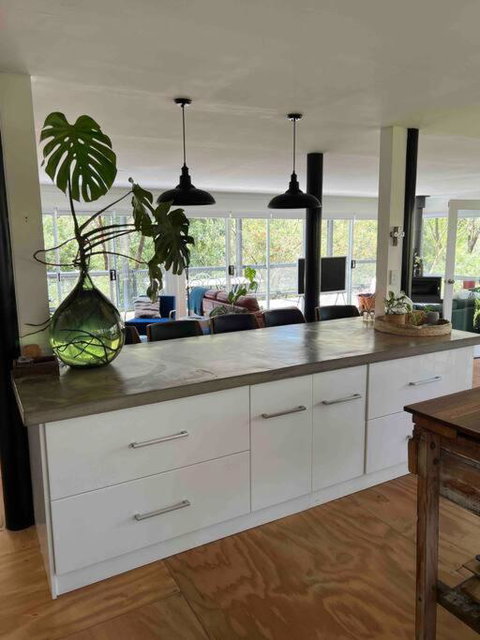 The Treehouse - Dalby Accommodation 2